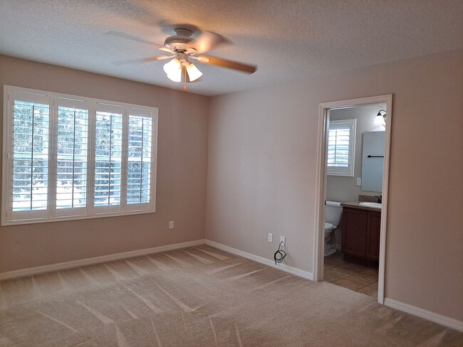 Building Photo - NEW SMYRNA BEACH 3BR 2.5BA TOWNHOME AVAILA...