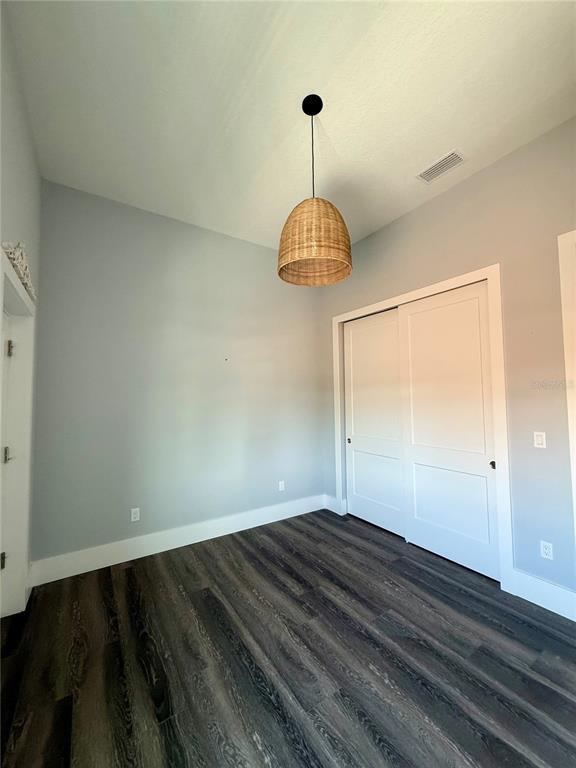 Building Photo - 304 N 7th St