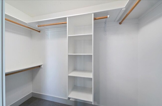 Building Photo - Warm & Welcoming Kuna Rental