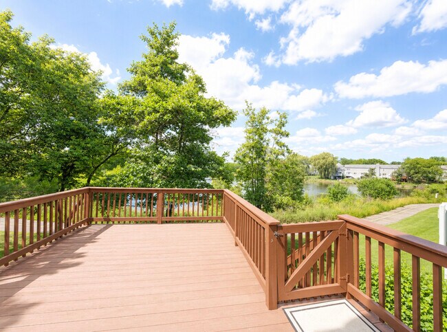 Building Photo - 130 Park Ridge Ct