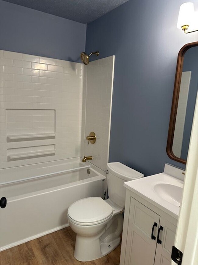 Building Photo - BEAUTIFUL FULLY RENOVATED Townhouse, 2 BR, 2 Bath, Carport & Deck; Pets Ok!