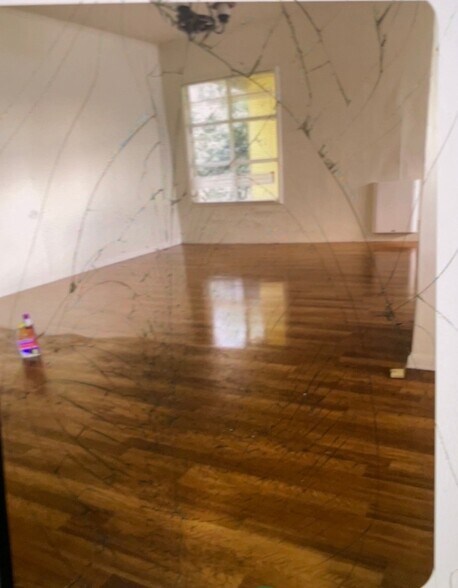 Building Photo - 372 Monte Brady Rd