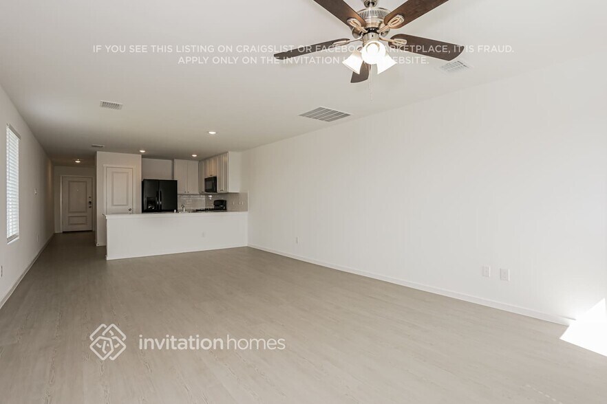 Building Photo - 947 Carrick Dr