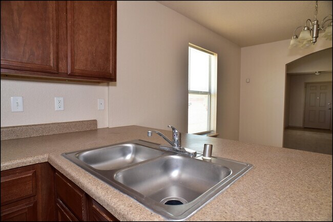 Building Photo - 14218 Rattler Point Dr