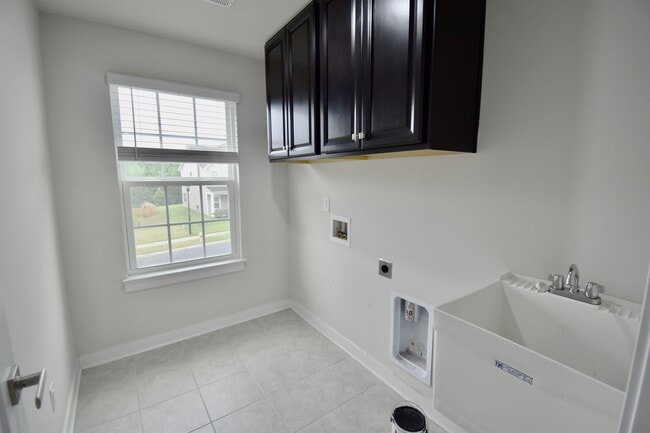 Building Photo - 7111 Waterwheel St SW