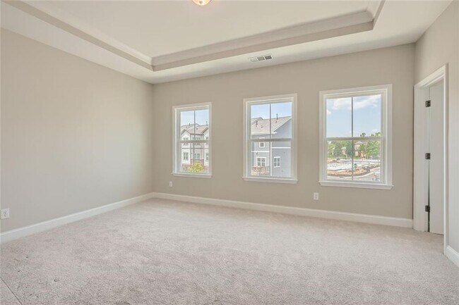 Building Photo - 461 Stagecoach Bnd SE