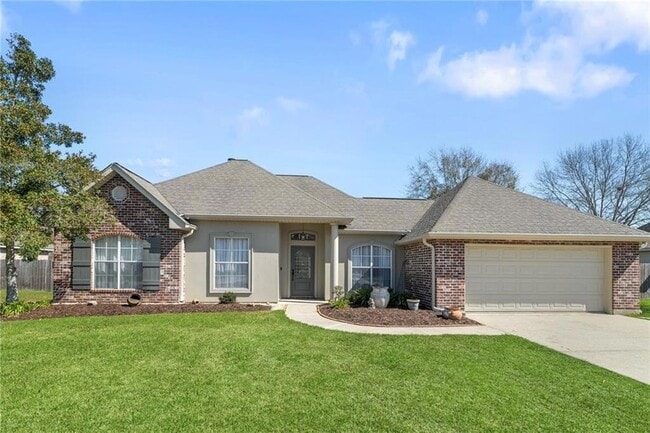 Primary Photo - 409 Gainesway Dr