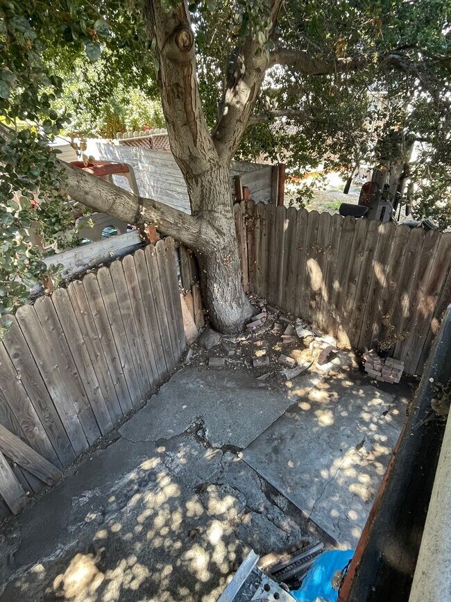 Building Photo - 1720-1722 8th St