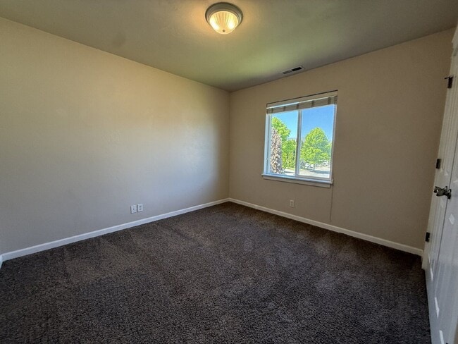 Building Photo - 5591 King Arthur Ct