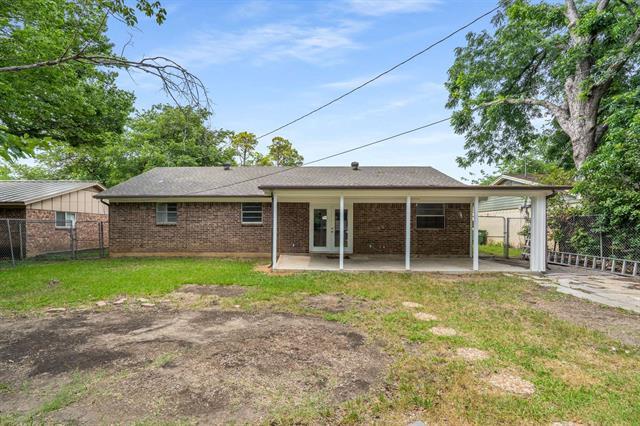 Building Photo - 6012 Whispering Ln
