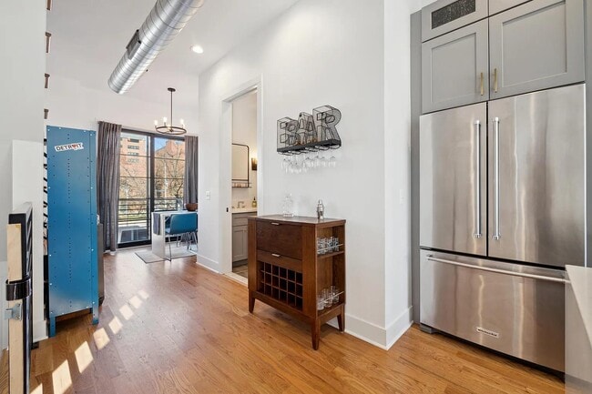 Building Photo - 262 Mack Ave