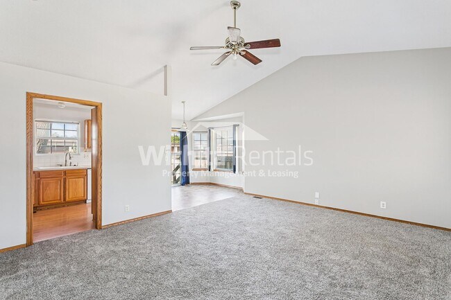 Building Photo - 5 N Hopper Dr