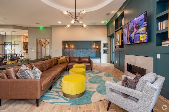 Interior Photo - Mandolin at Stream Valley