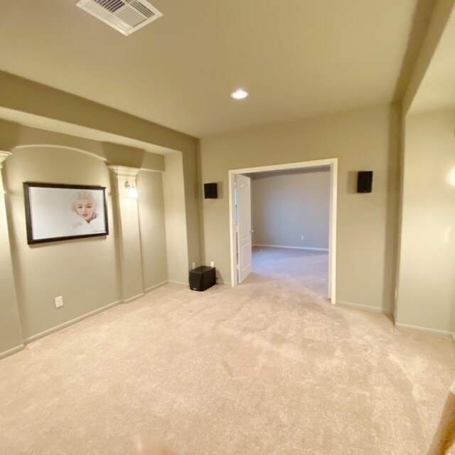 Building Photo - 710 Streamwood Ln
