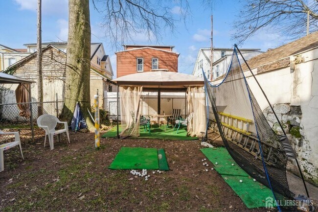 Building Photo - 41-43 Poe Avenue Unit