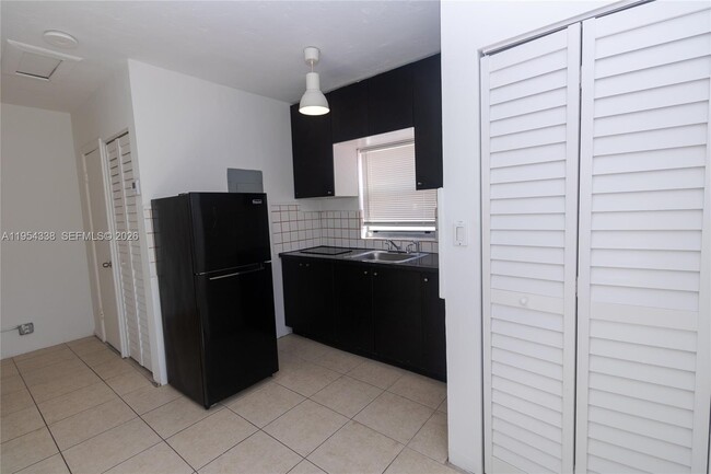 Building Photo - 1840 Fillmore St