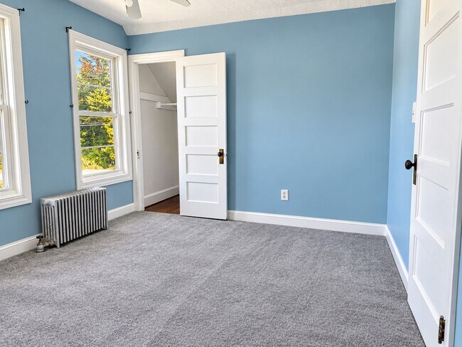 Building Photo - 24 Pratts Junction Rd
