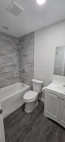 Bathroom 2 - 1405 Vegas Valley Dr