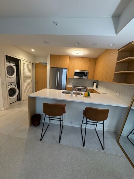 Kitchen - 1388 Kapiolani Blvd