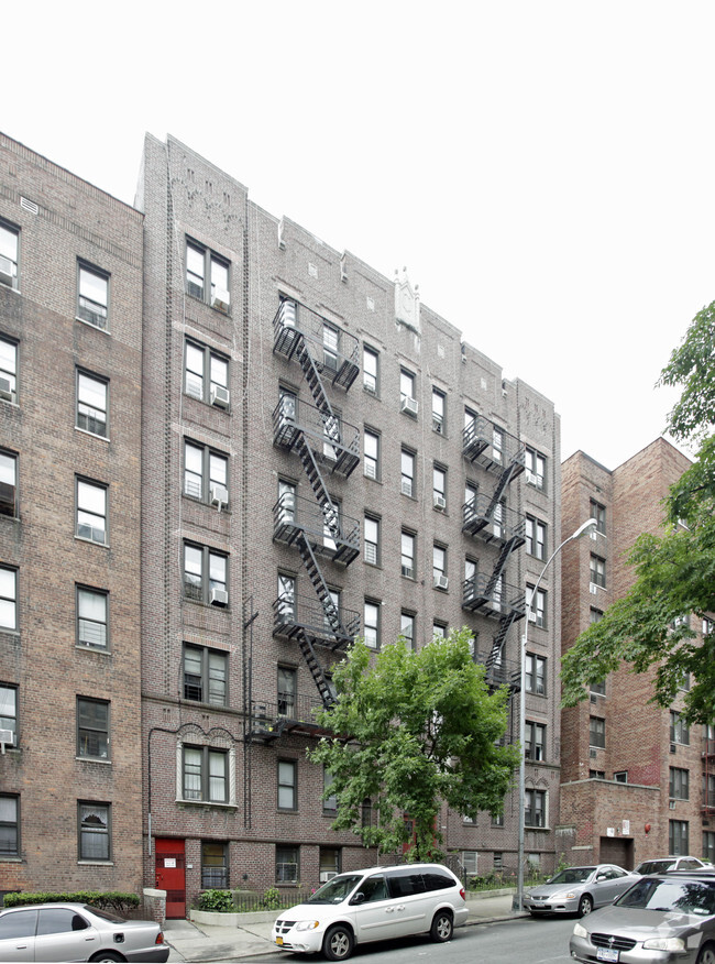 Primary Photo - 222 E 202nd St
