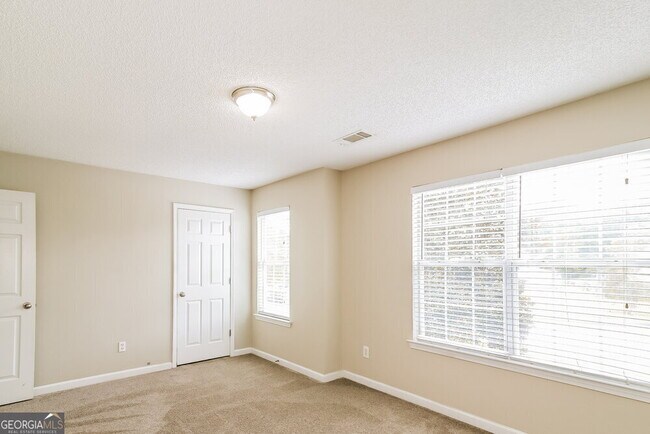 Building Photo - 111 Galway Ln