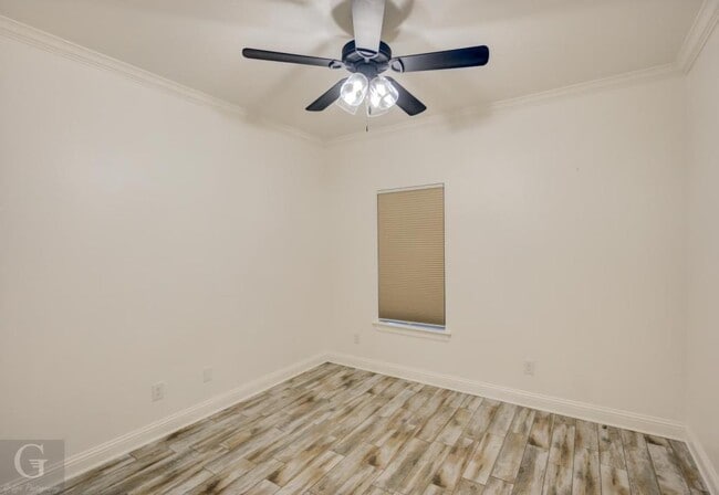 Building Photo - 433 Tupelo Dr
