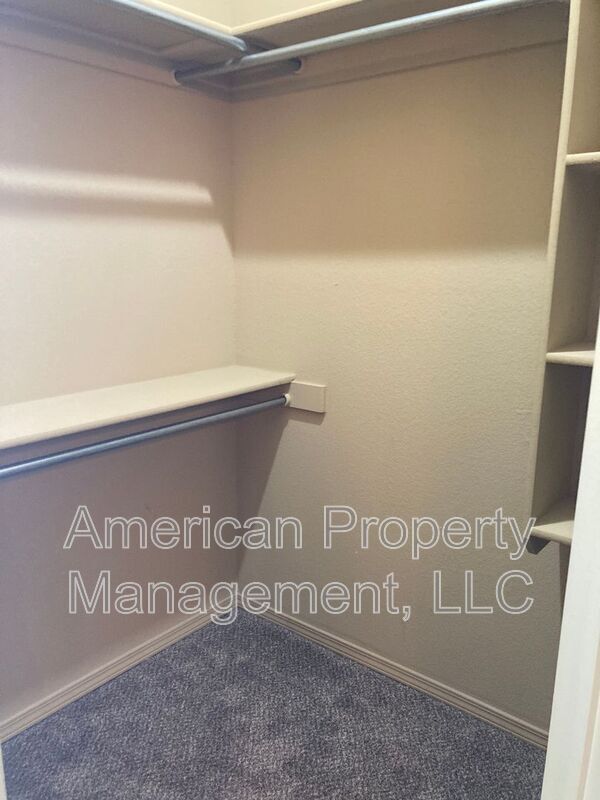 Building Photo - 15624 S Birch Ave