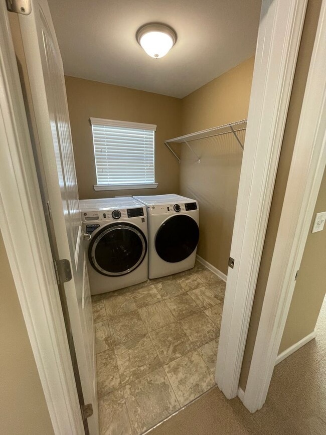 Building Photo - 3BR Home w/ Fenced-In Yard in Palmetto Pointe