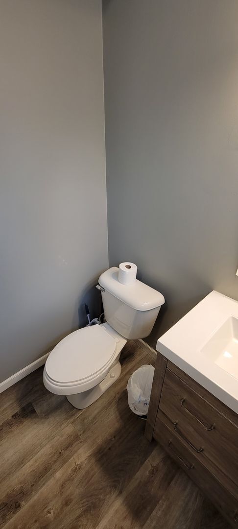 Building Photo - AVAILABLE NOW - 4 Bedroom with garage