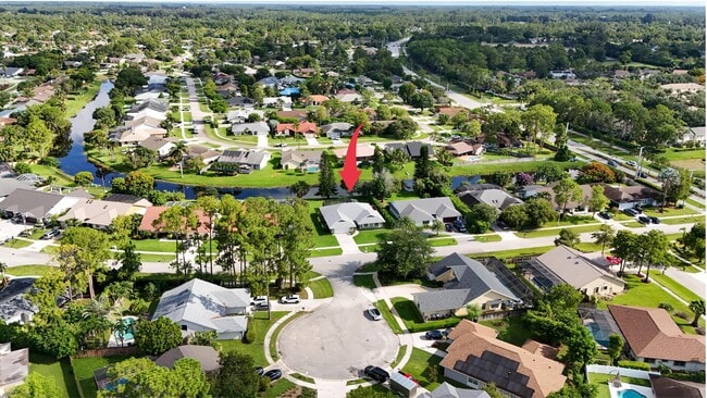 Building Photo - 13471 Barberry Dr