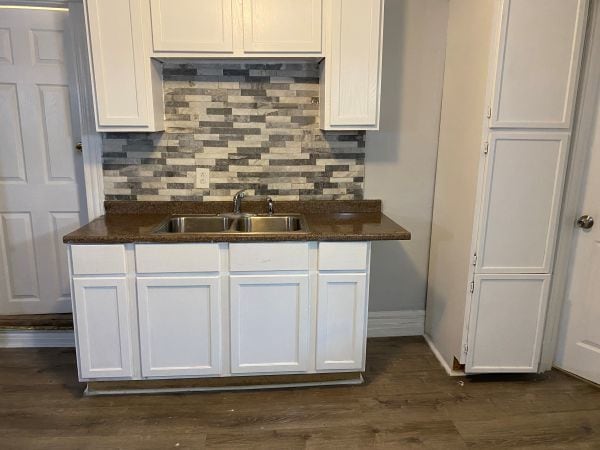 Building Photo - 1340 E 76th St