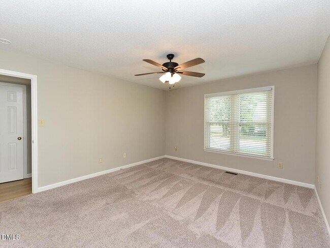 Building Photo - 4916 Royal Adelaide Way