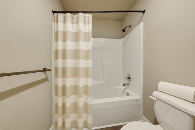 Building Photo - 3 BR/2BA Newly Renovated Single Family Home | 2-Car Covered Parking |In Blue Springs!