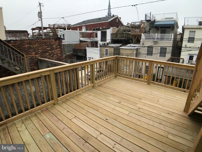 Building Photo - 1106 Battery Ave