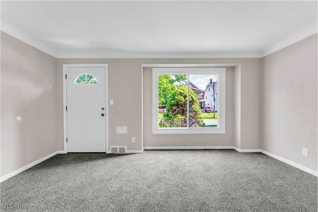 Building Photo - 17801 Grovewood Ave