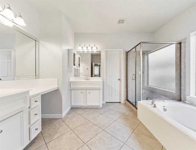 Building Photo - 26235 Salt Creek Ln