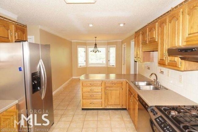 Building Photo - 4 bedroom in Tyrone GA 30290