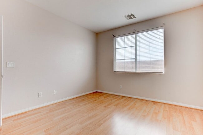 Building Photo - 8473 Barossa Ct