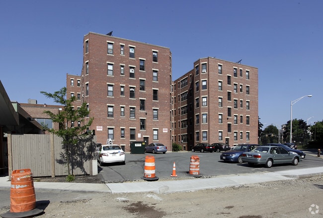Building Photo - 17-19 Washington Street