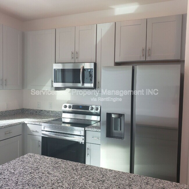 Building Photo - 34152 Cinder Way