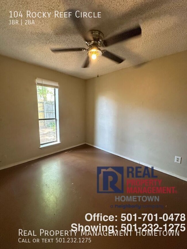 Building Photo - 104 Rockyreef Cir