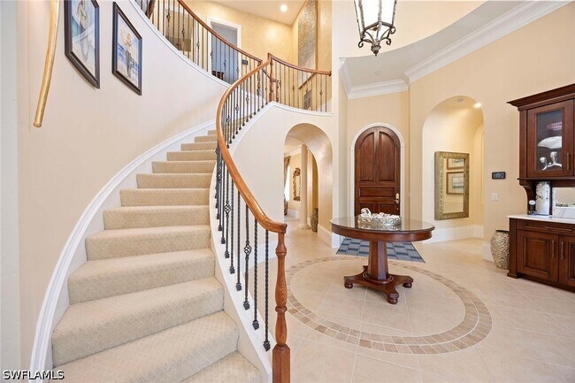 Building Photo - 4661 Via Ravenna