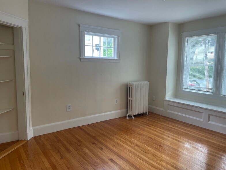 Building Photo - 51 Breck Ave