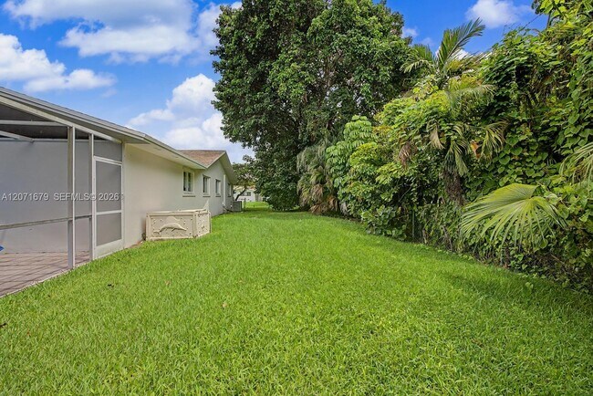 Building Photo - 7100 SW 119th St