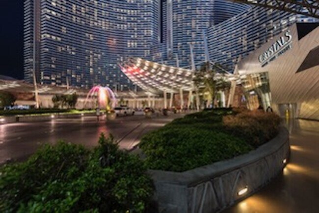 Building Photo - 3722 S Las Vegas Blvd
