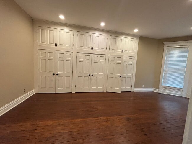 Building Photo - Historic Downtown Home with Modern Charm