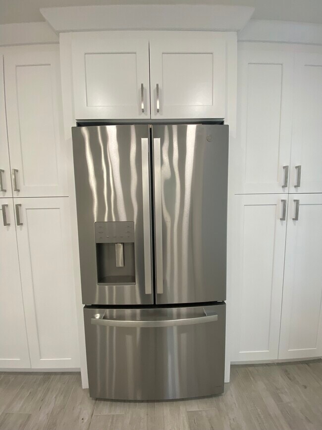 Building Photo - 4831 Wickview Ln