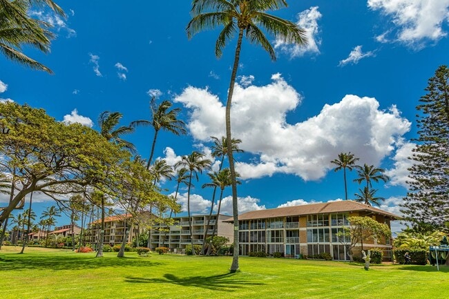 Building Photo - Oceanfront 1 Bed/1 Bath Fully Furnished Condo at Waipuilani!
