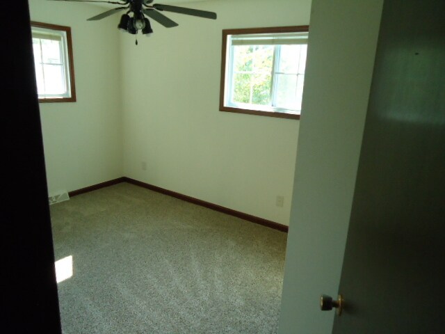 Building Photo - 1523 Viking Ave
