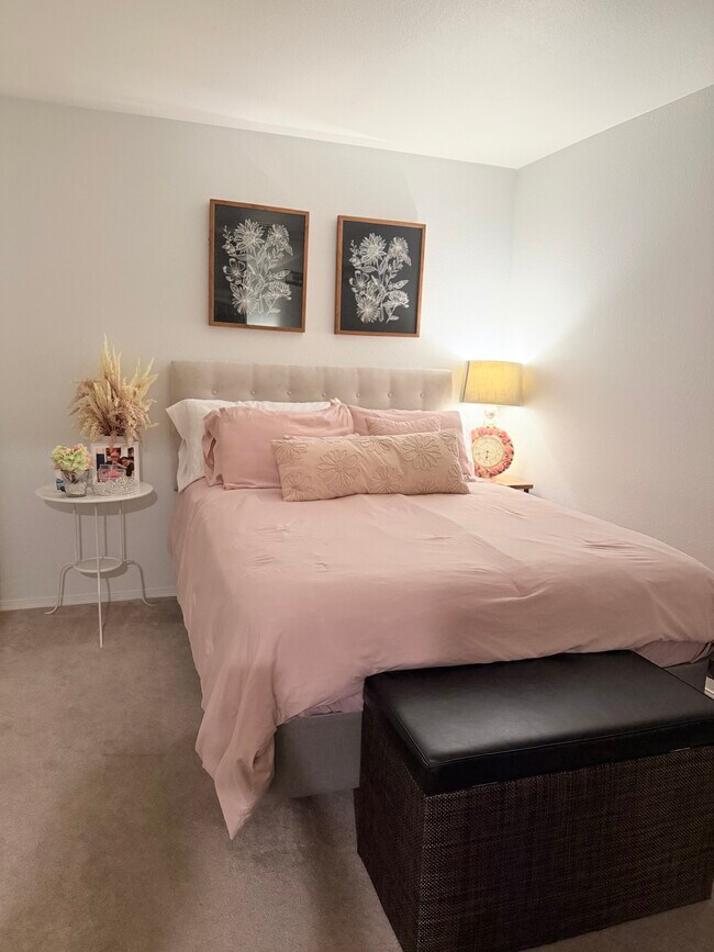 Building Photo - Grazia Way